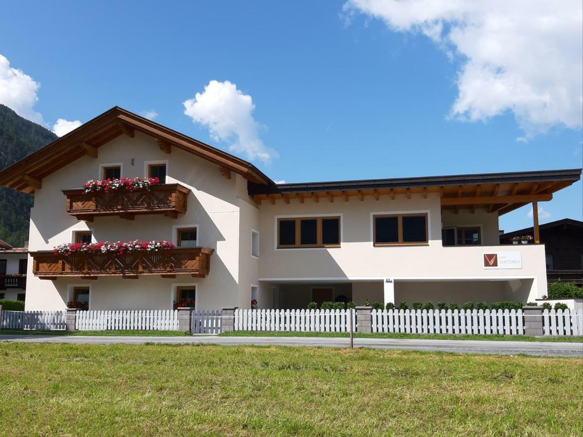 Ferienwohnung Haus Viktoria Längenfeld Exterior foto